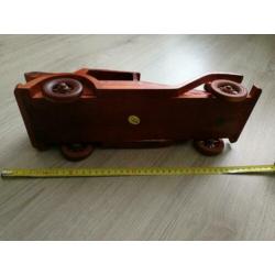 Vintage brocante houten hangemaakte auto oldtimer