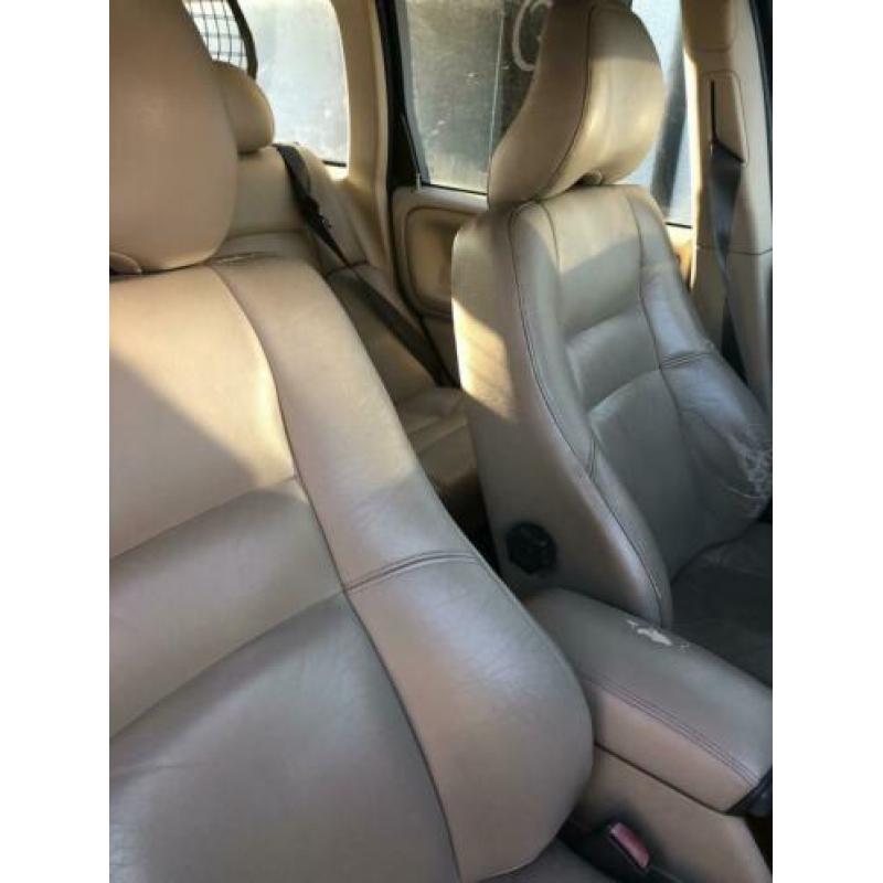 Volvo V70 2.4 170PK 2000 Blauw