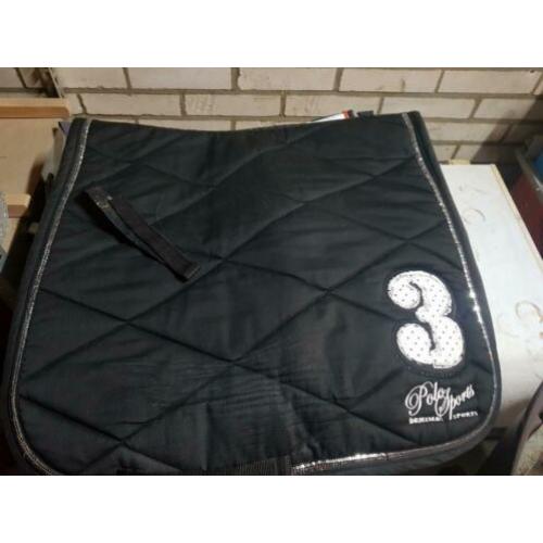 diverse dekjes full dressuur