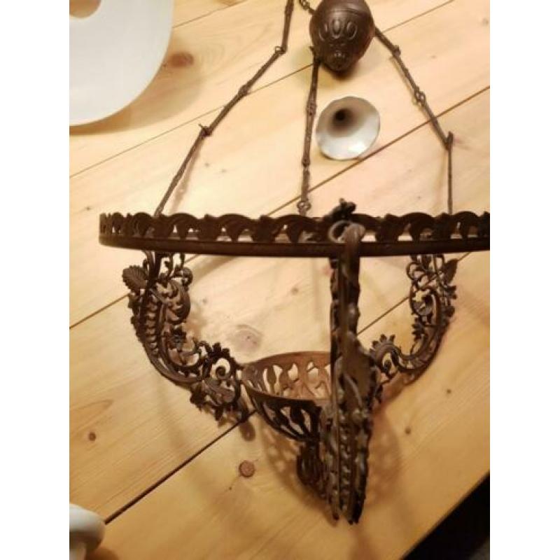 Antieke hang olie lamp