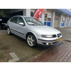 SEAT Leon 1.6-16V Signo 5DR CLIMA CRUISE LMV NEW APK NAP