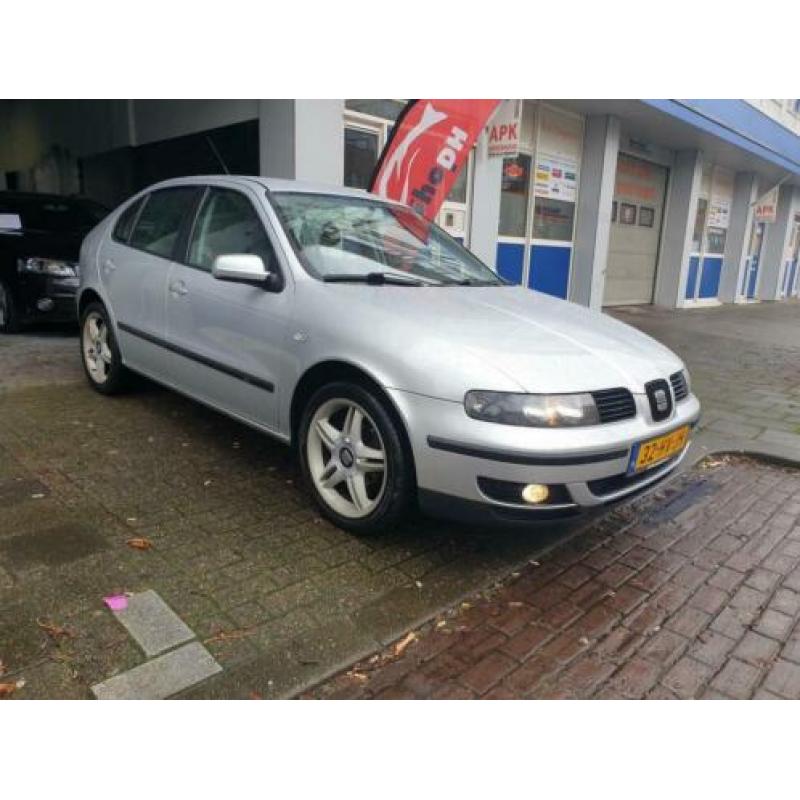SEAT Leon 1.6-16V Signo 5DR CLIMA CRUISE LMV NEW APK NAP