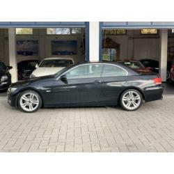 BMW 3 Serie Cabrio 320i High Executive NL AUTO/NW BANDEN EN