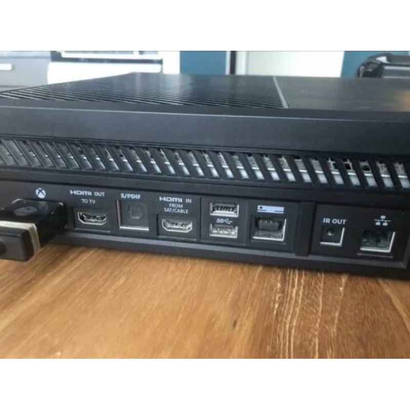 Xbox one 500 gb