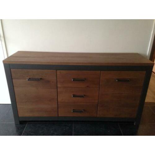 Dressoir bruin Lx162 Hx85 Dx45 nu voor 280 euro