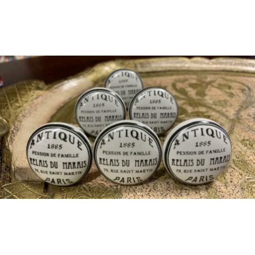6 porcelijnen knoppen vintage