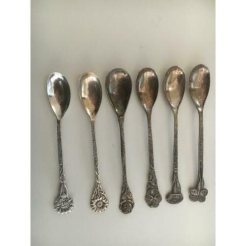 Vintage Theelepels Herman Hooikaas bloemen verzilverd 1970