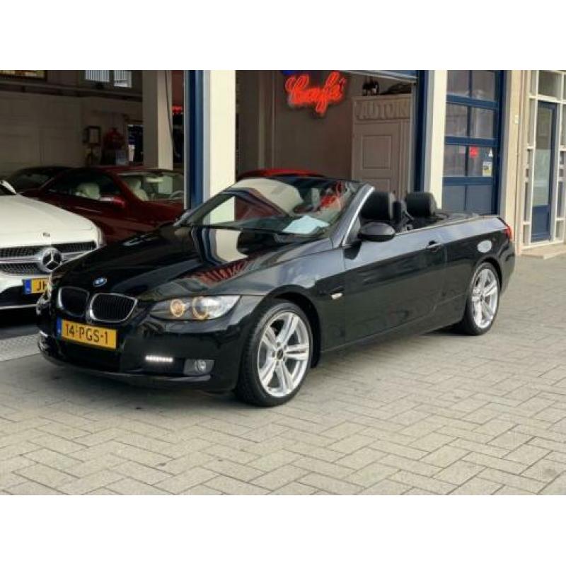 BMW 3 Serie Cabrio 320i High Executive NL AUTO/NW BANDEN EN