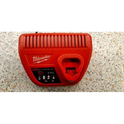 Accu oplader milwaukee c12c. nieuw