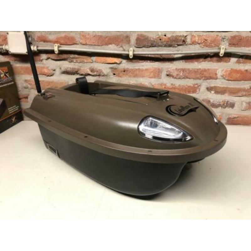 Lakemaster M1 karper vis voerboot