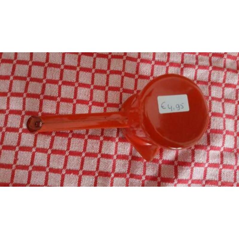 Emaille roomkannetje klein rood