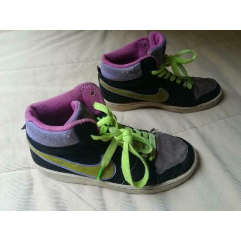 Nike hoge sneakers maat 37,5