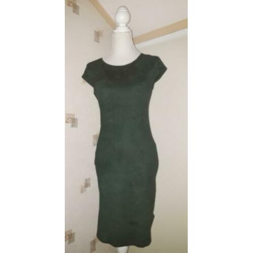 Donkergroen suède jurkje, Lulu Love! z.g.a.n.