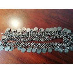 oude tribal zilverkleurig buiksieraad, ketting, liefst 88 cm