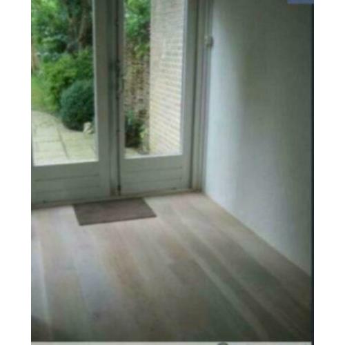 laminaatlegger laminaat leggen legger vloer vloeren