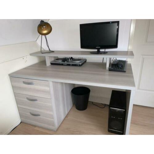 Bureau robuust greywash met ladeblok