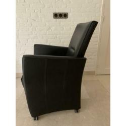 3 eetkamer stoelen volledig van Aklasse leer