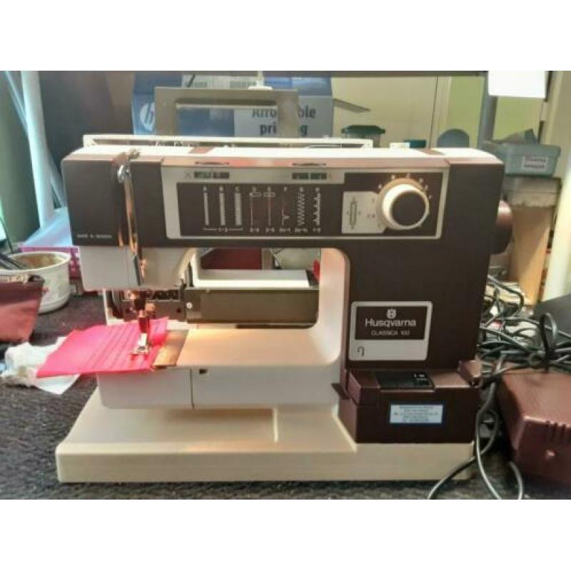 Husqvarna classica 100 naaimachine