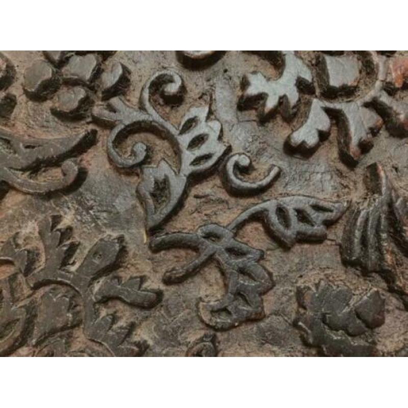Antieke stofstempel met de hand gesneden stempel uniek