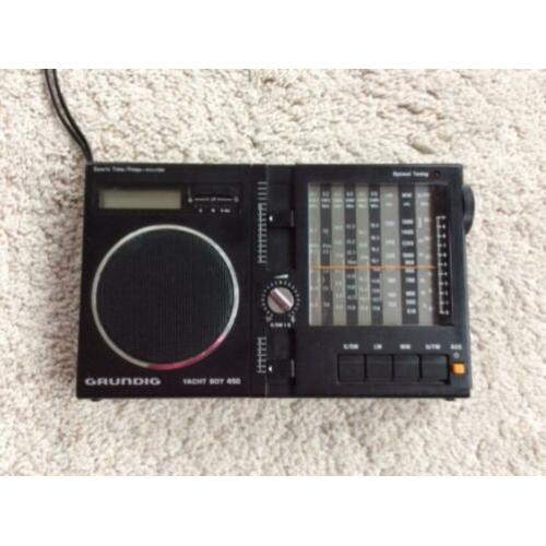 Grundig Yacht-Boy 450 AM/FM Portable wereld radio 1982/1983
