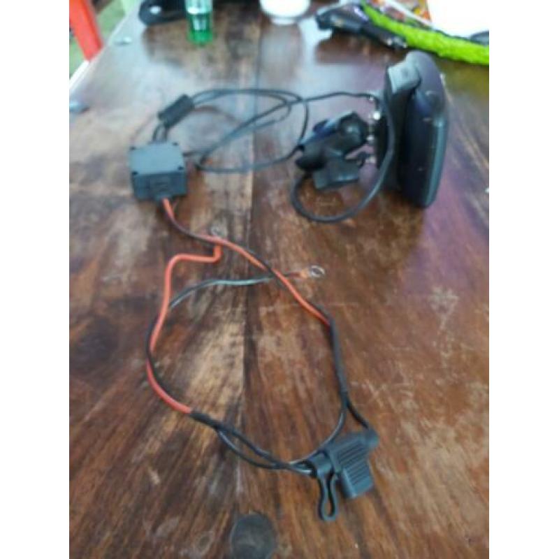 Garmin Zumo 350 LM zeer weinig gebruikt wegens overcompleet