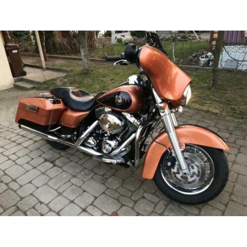 HARLEY-DAVIDSON STREET GLIDE FLHX (bj 2008)