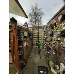 4 grote statieven voor lamp installatie