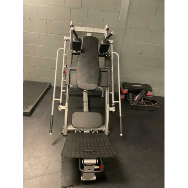 Hacksquat en Legpress-combi van Bodytone