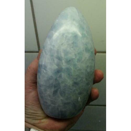 Mooi gepolijst Free Form Sculptuur van BLAUW CALCIET, 1,2 kg