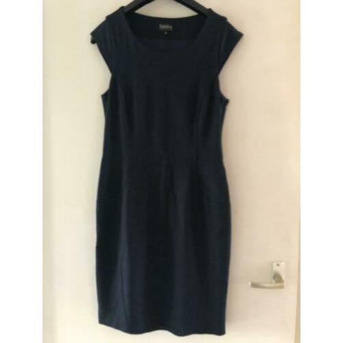 Mooie blauwe jurk van Inizia mt M