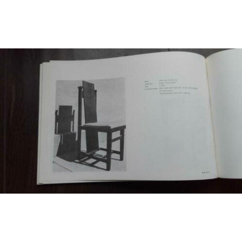 naslagwerk design stoelen chairs stuhlen sedi ontwerpers