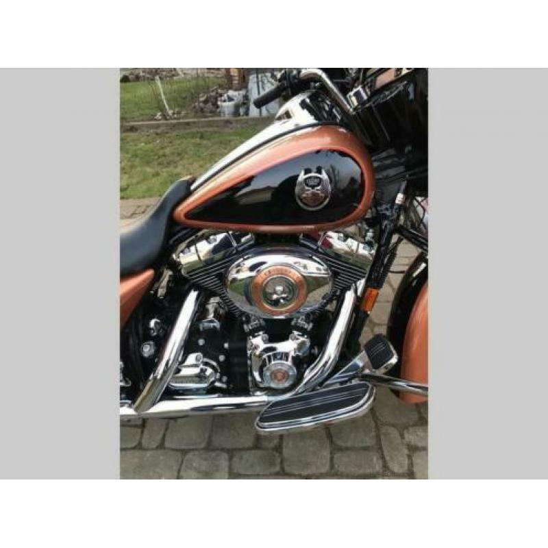 HARLEY-DAVIDSON STREET GLIDE FLHX (bj 2008)