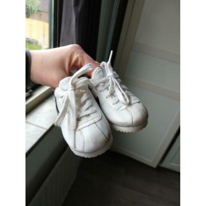 Nike sneakers 19,5
