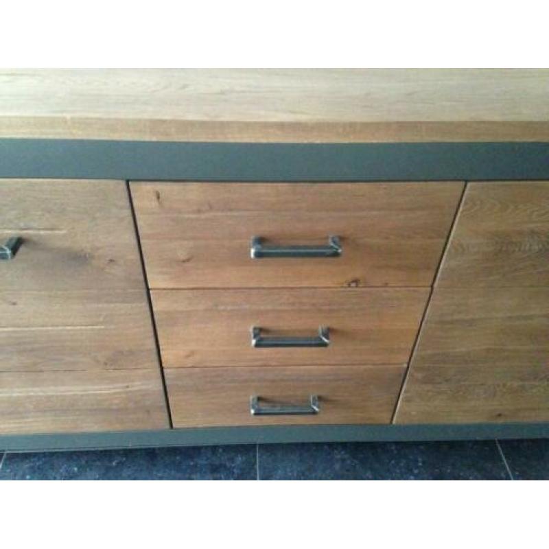 Dressoir bruin Lx162 Hx85 Dx45 nu voor 280 euro