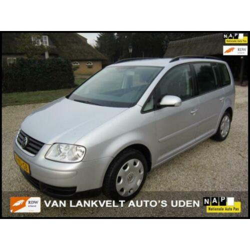 Volkswagen Touran 1.6-16V FSI airco, cruise, trekhaak