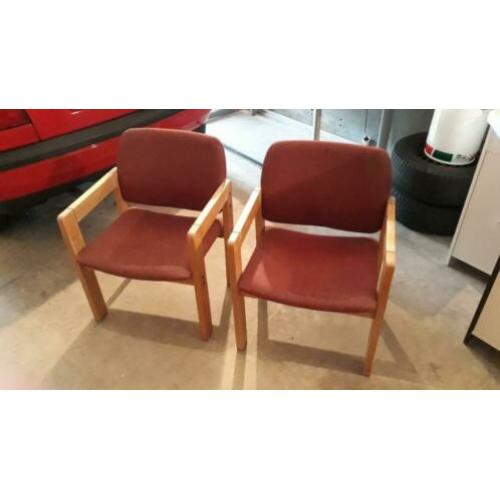 2 stoelen
