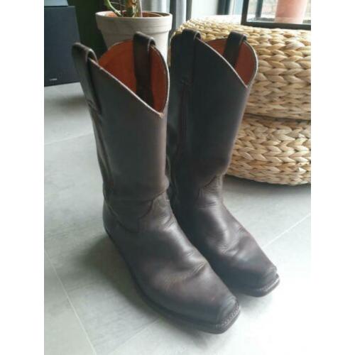Sendra laarzen donkerbruin maat 39