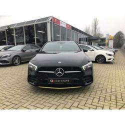 Mercedes-Benz A-klasse 200 AMG NIGHT EDITION 1 W1002n HEAD-U