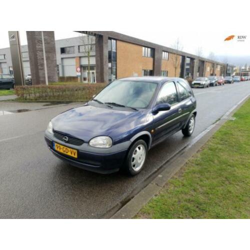 Opel Corsa 1.2i-16V Strada Automaat! Nieuwe remblokken en sc