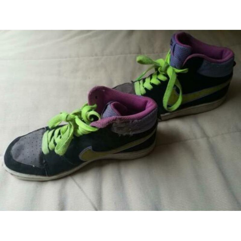 Nike hoge sneakers maat 37,5