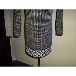 D4A Michael Kors zwart wit stretch jurk in print mt S
