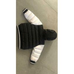 Givenchy winterjas maat 80-86