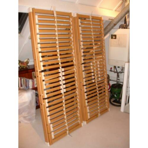 Elektrisch verstelbare bedbodems (2 stuks), evt. matrassen!