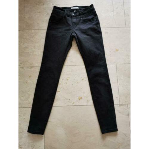 Red Button: zwarte stretch broek maat 36