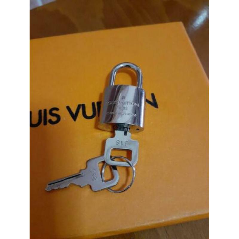 Nieuw te koop louis vuitton slot+sleutel