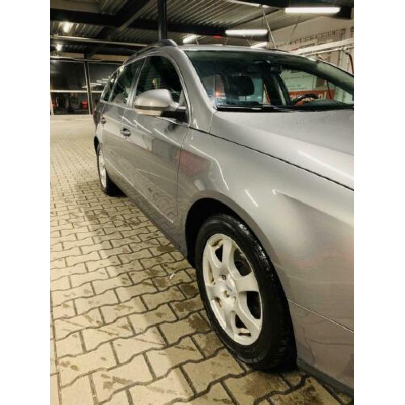 Volkswagen Passat 2.0 TDI variant 1e eig. Dealer onderhouden