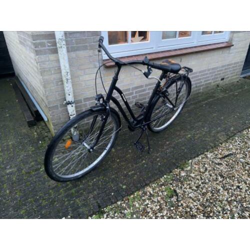 Btwin STADSFIETS ELOPS 100 LAAG FRAME ZWART