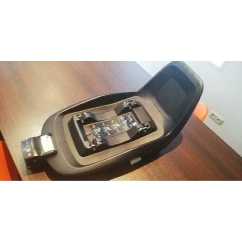 Maxi cosi Pebble plus met Isofix
