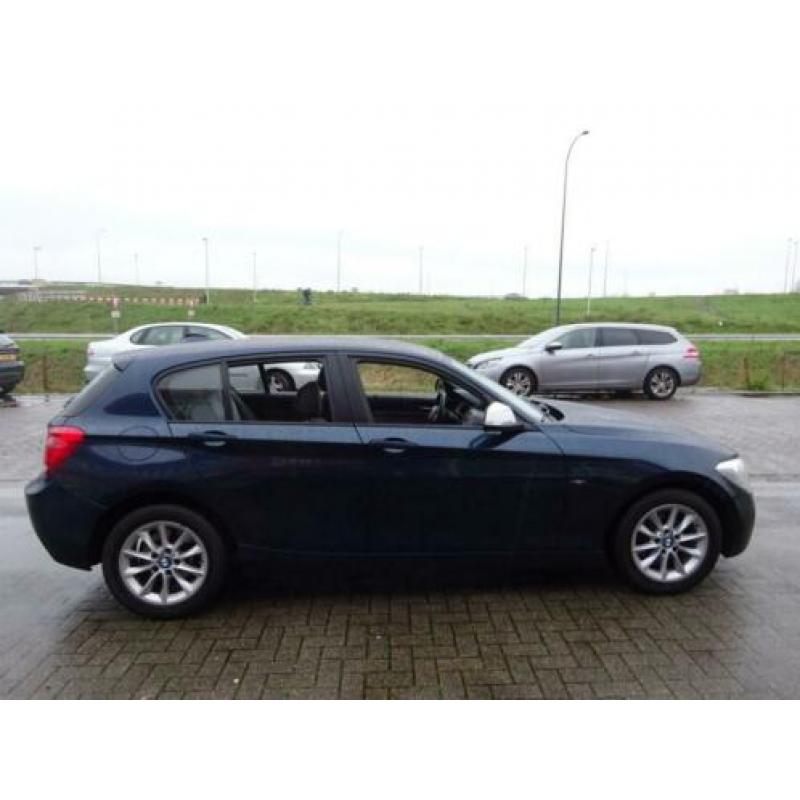 Bmw 1-SERIE 116i 135PK URBAN HALF-LEER NAVI AIRCO LMV PDC ES
