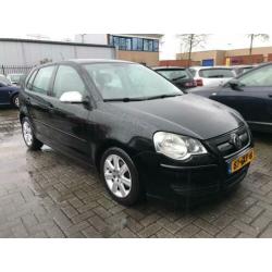 Volkswagen Polo 5drs motorschade export 1.4 TDI Comfortline